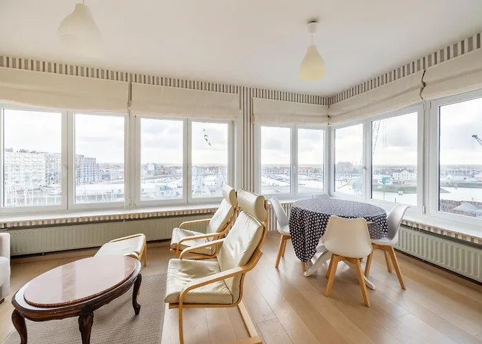 Luxury 2-bedroom With Marina Views In T205 דירה בלנקנברג